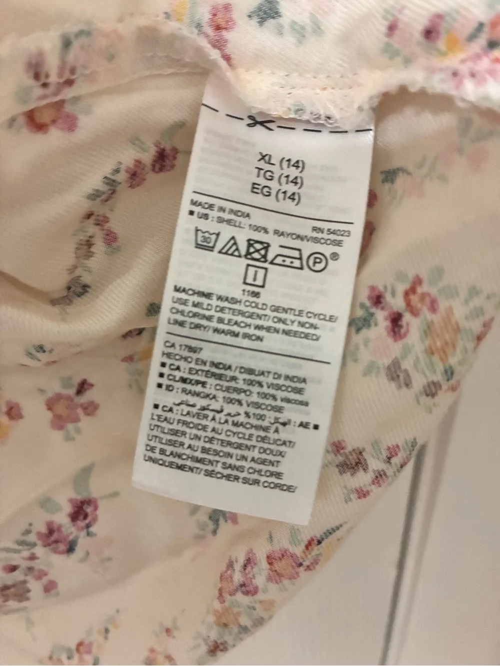Old Navy Girls Floral Peasant dress Size: XL 14